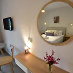 Issalos Apartman *